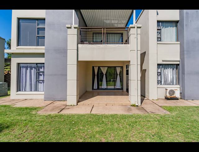 2 BEDROOM APARTMENT TO LET IN PALM LAKES ESTATE